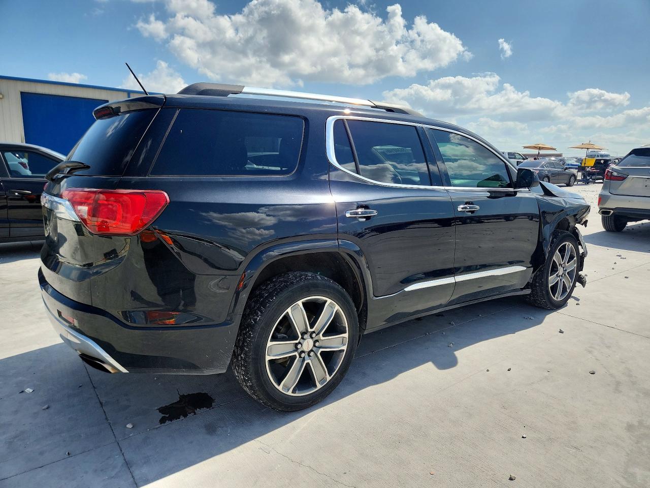 2017 GMC ACADIA DEN