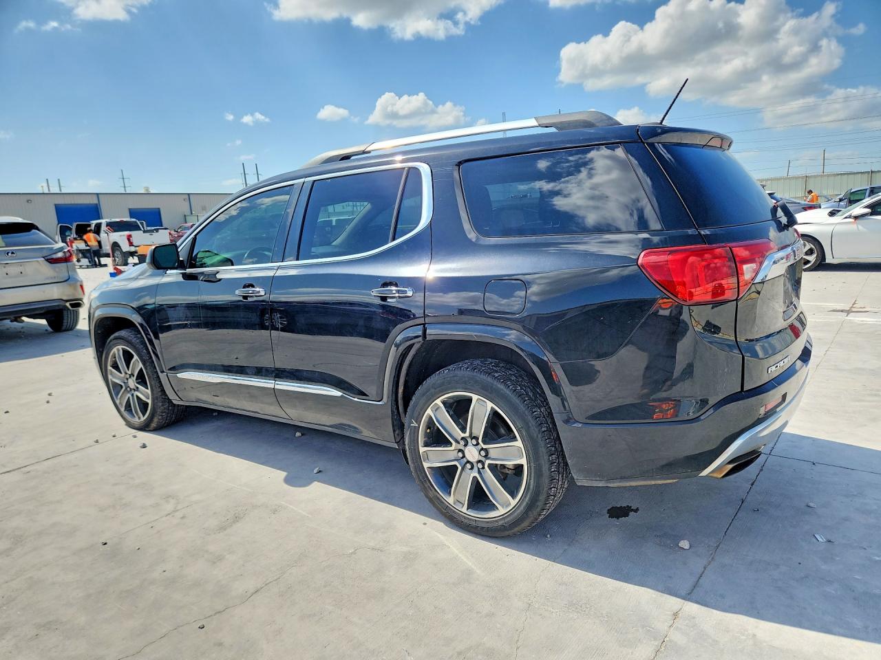 2017 GMC ACADIA DEN