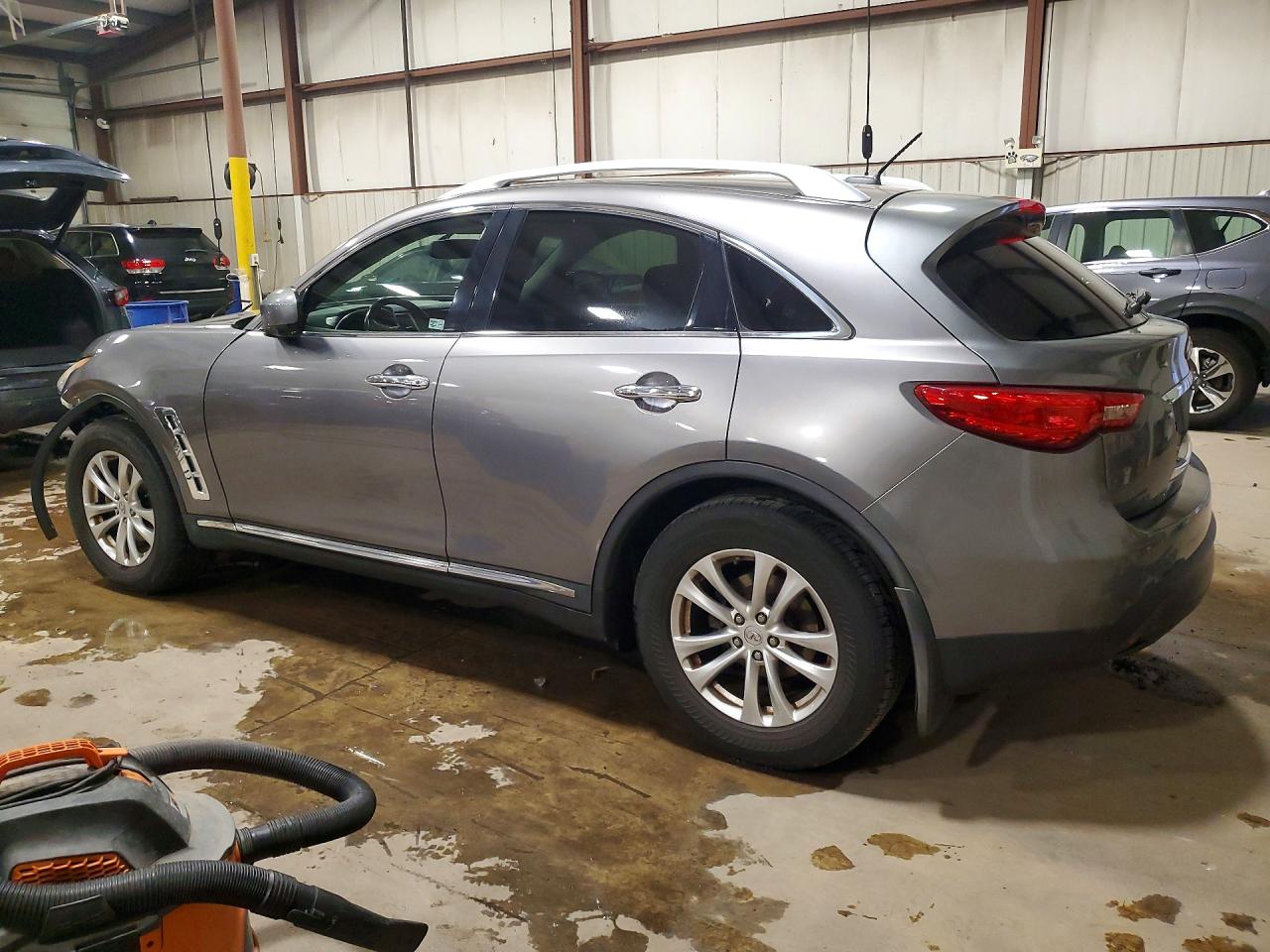 2013 INFINITI FX37