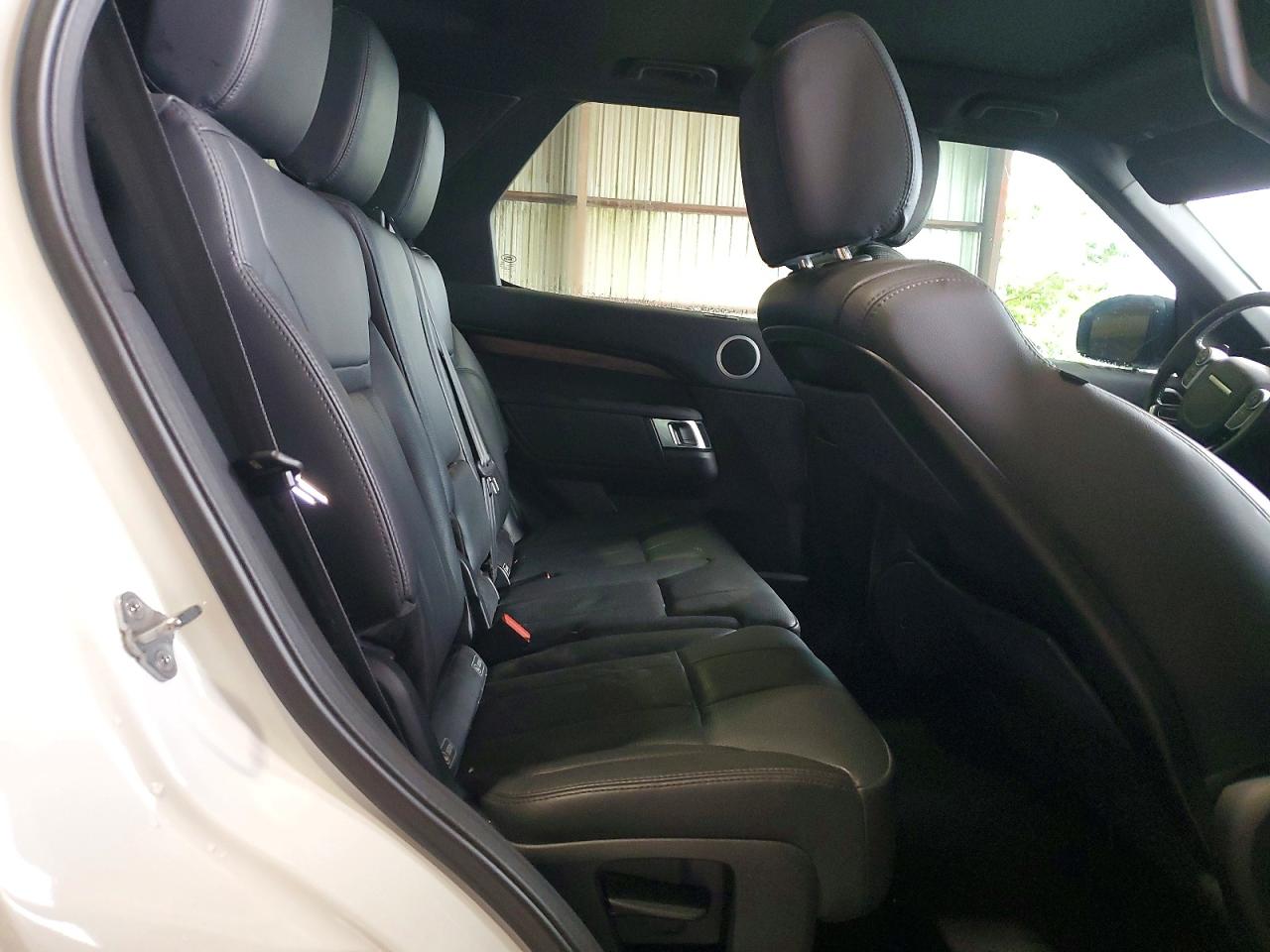2017 LAND ROVER DISCOVERY