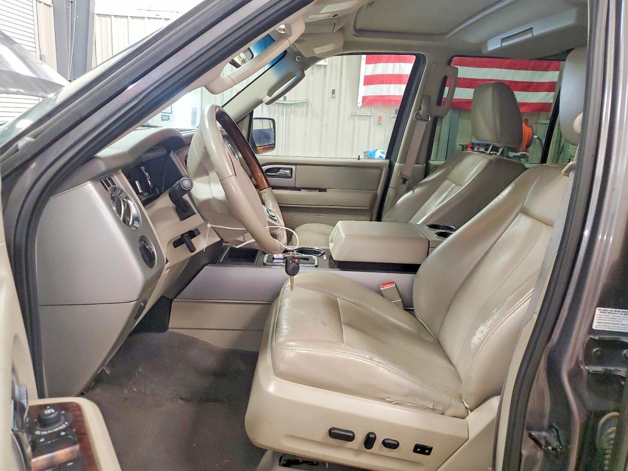 2010 FORD EXPEDITION