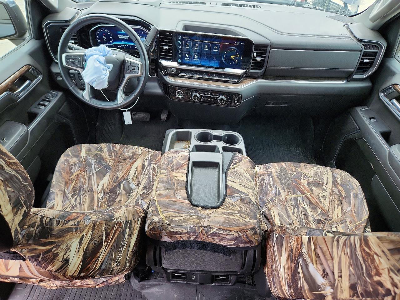 2023 CHEVROLET SILVERADO