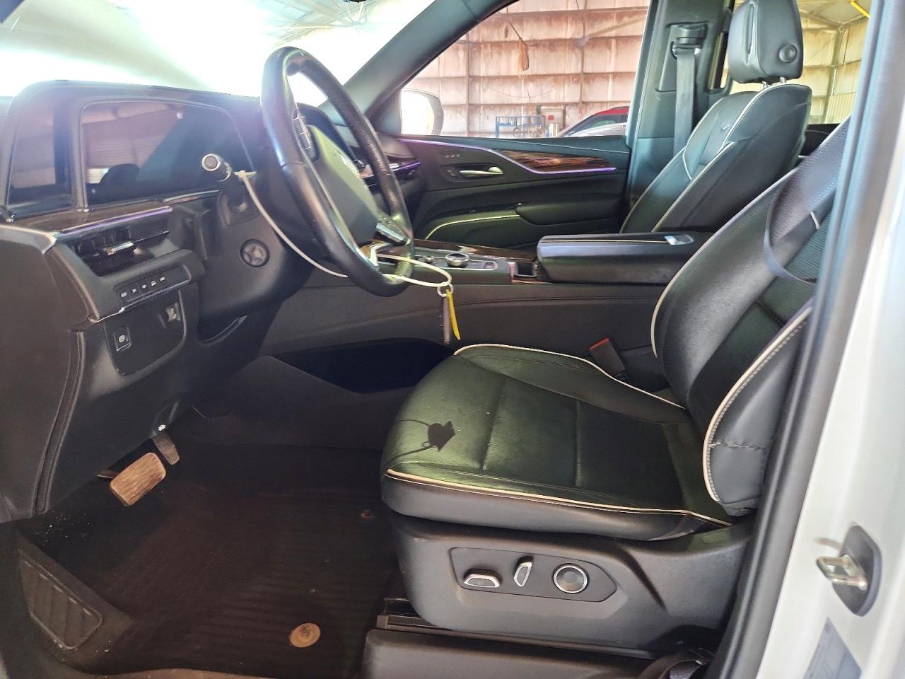 2021 CADILLAC ESCALADE