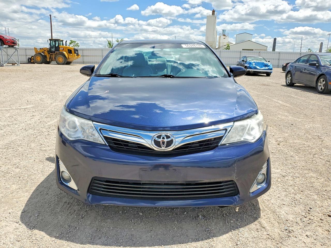 2014 TOYOTA CAMRY