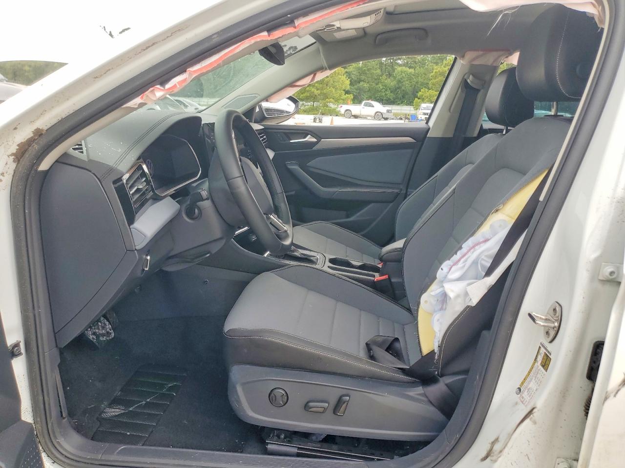 2025 VOLKSWAGEN JETTA