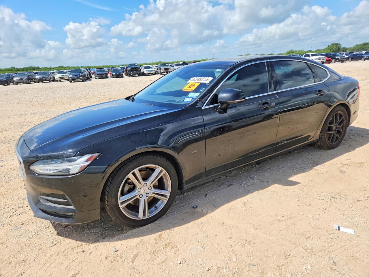 2018 VOLVO S90
