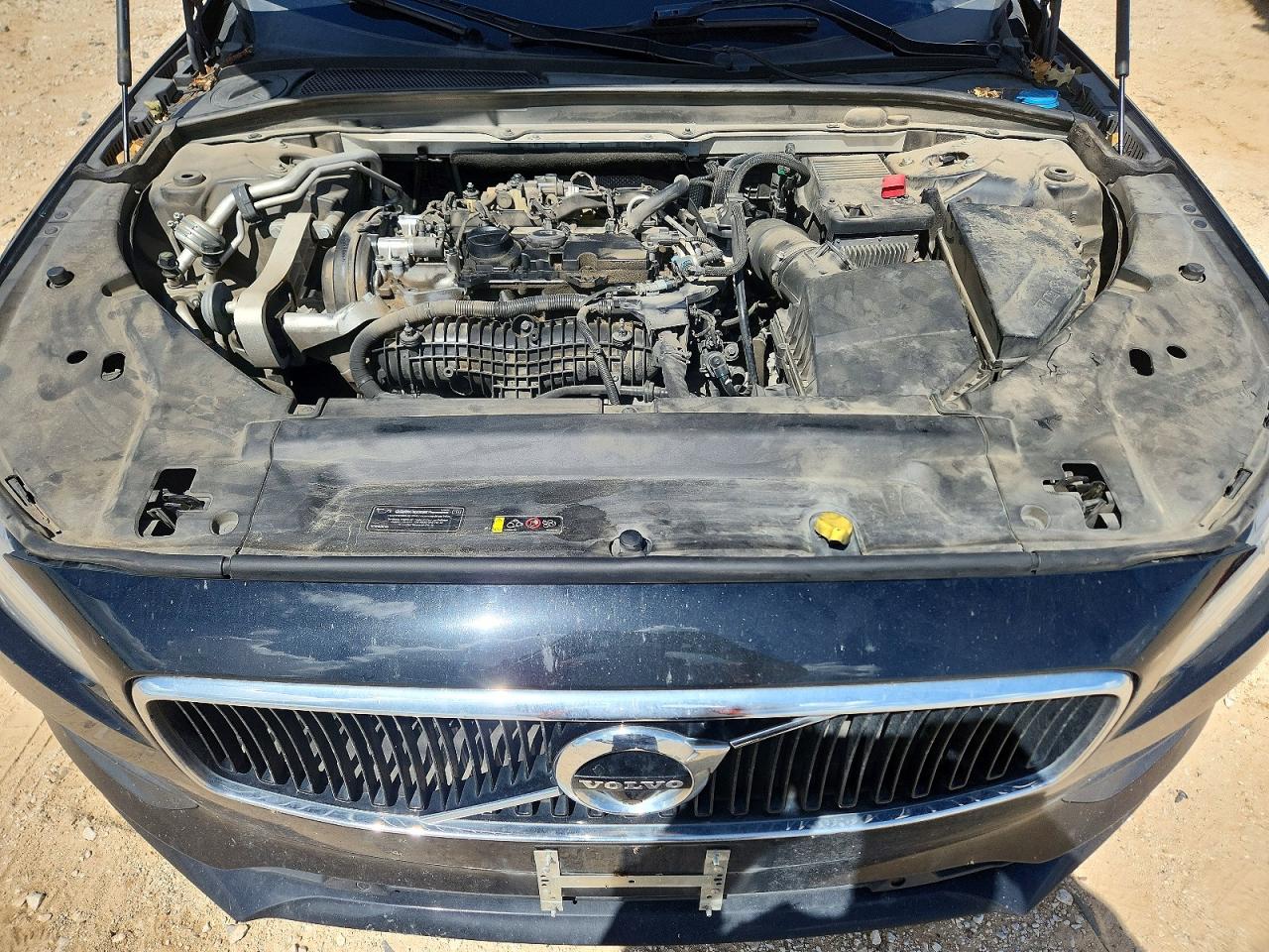 2018 VOLVO S90