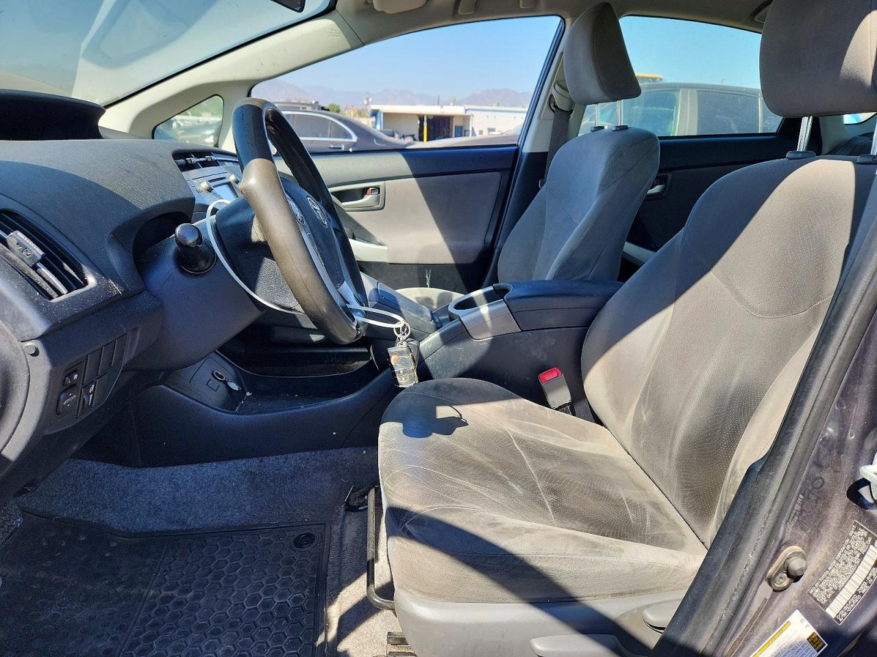 2013 TOYOTA PRIUS
