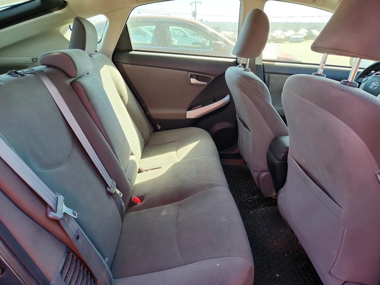 2013 TOYOTA PRIUS