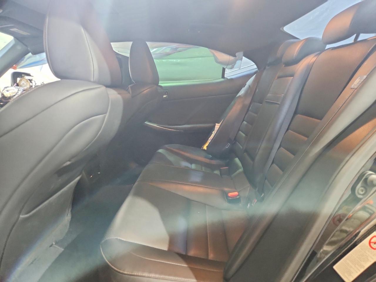 2014 LEXUS IS