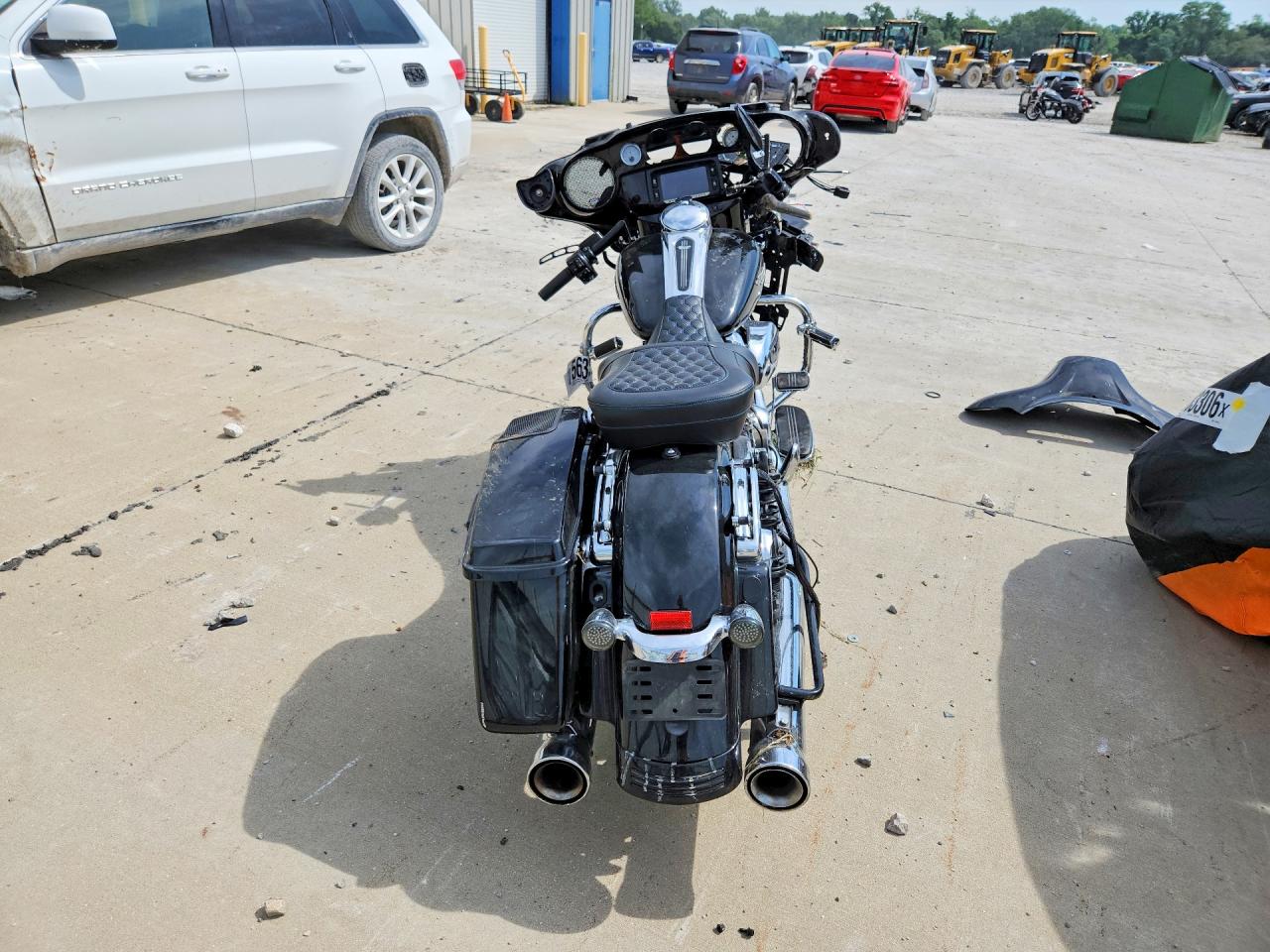 2017 HARLEY-DAVIDSON FL