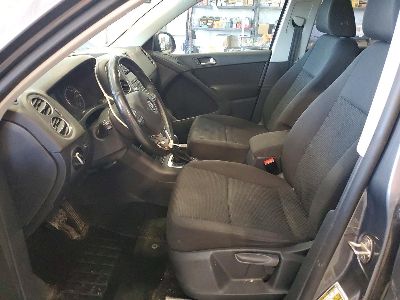 2013 VOLKSWAGEN TIGUAN