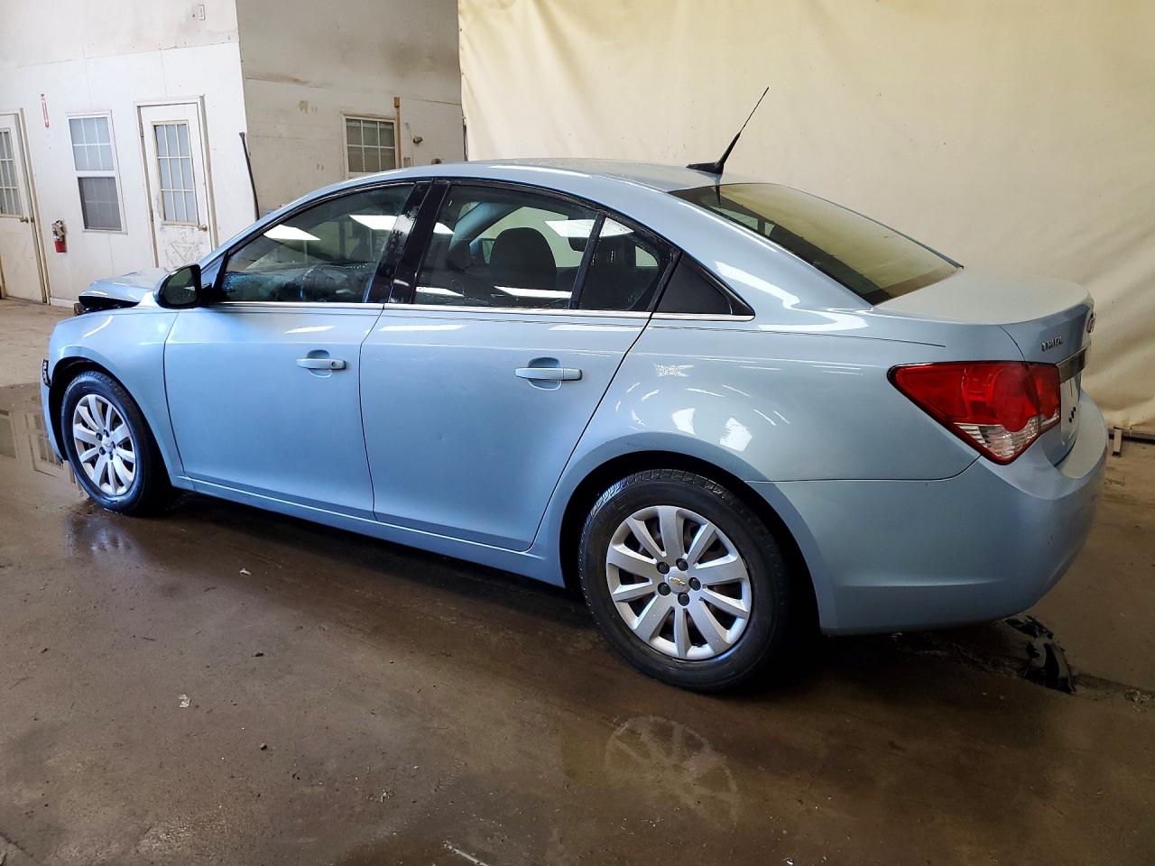 2011 CHEVROLET CRUZE