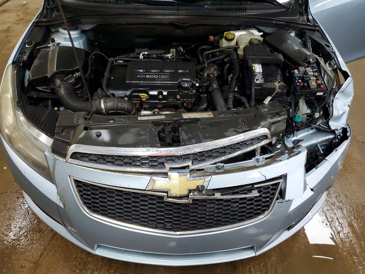 2011 CHEVROLET CRUZE