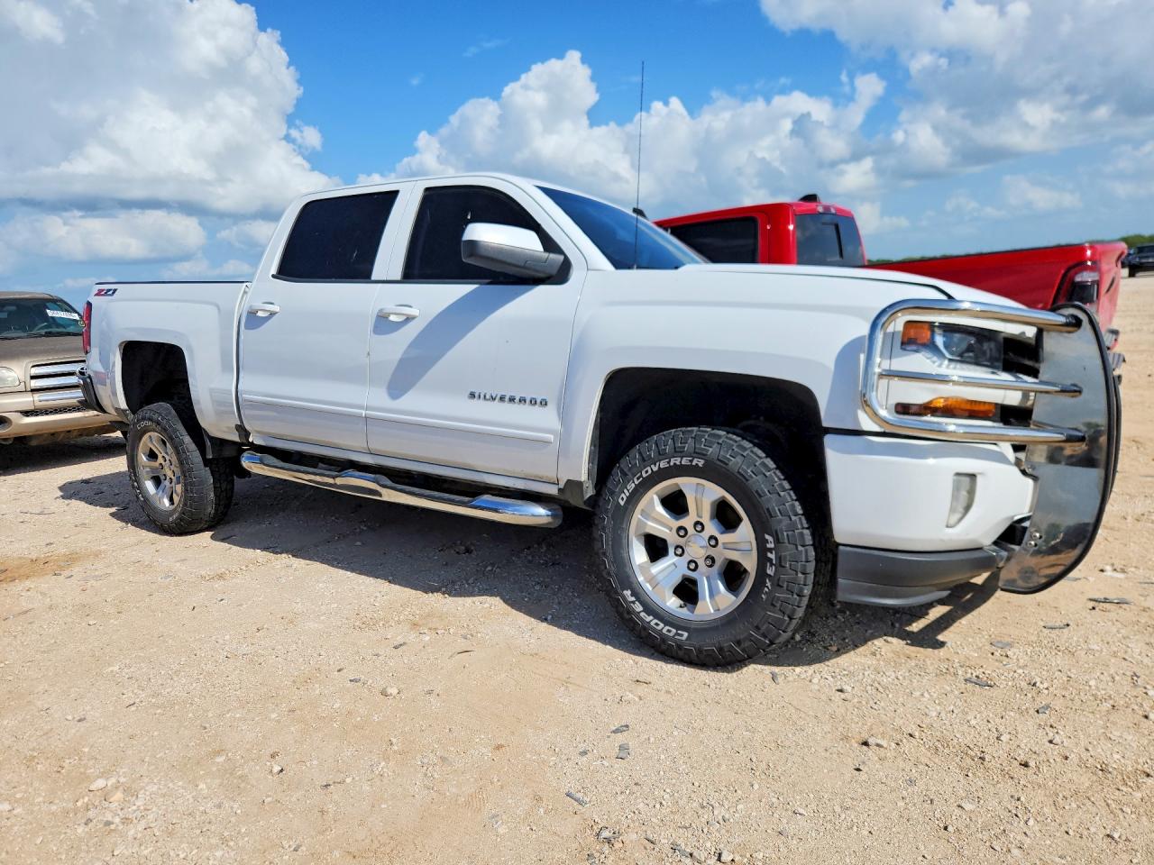 2017 CHEVROLET SILVERADO