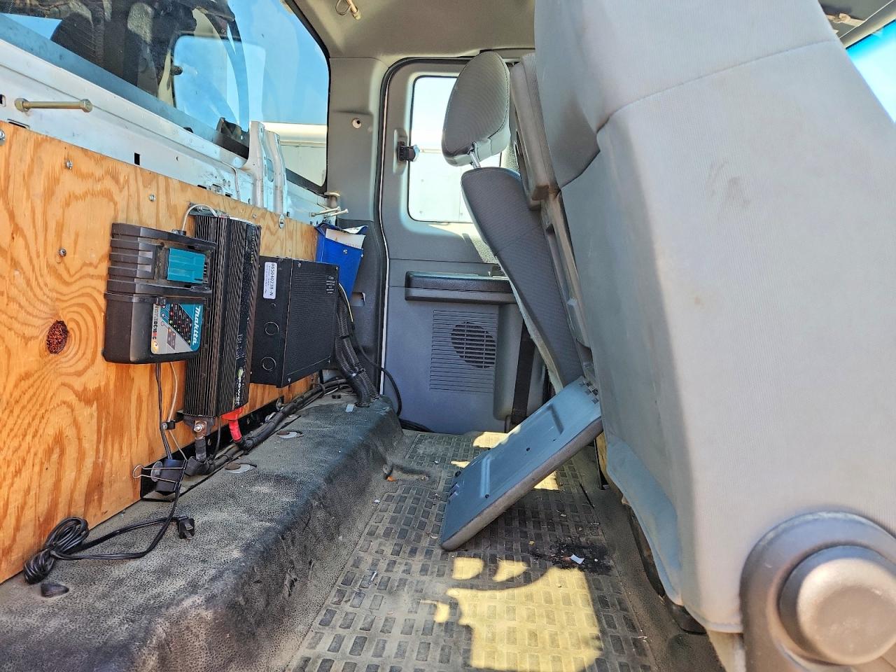 2015 FORD F750