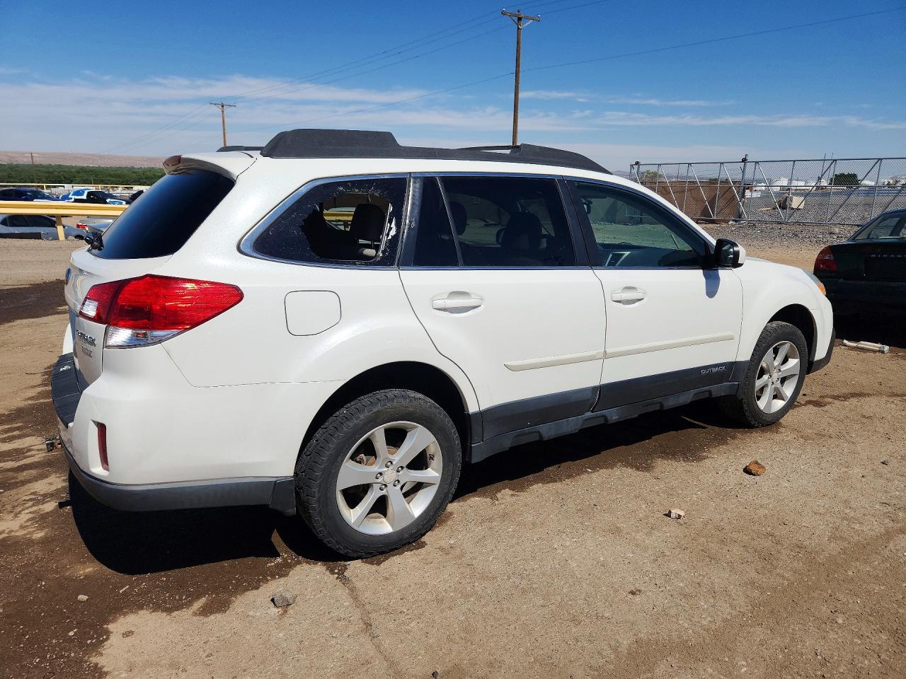 2013 SUBARU OUTBACK