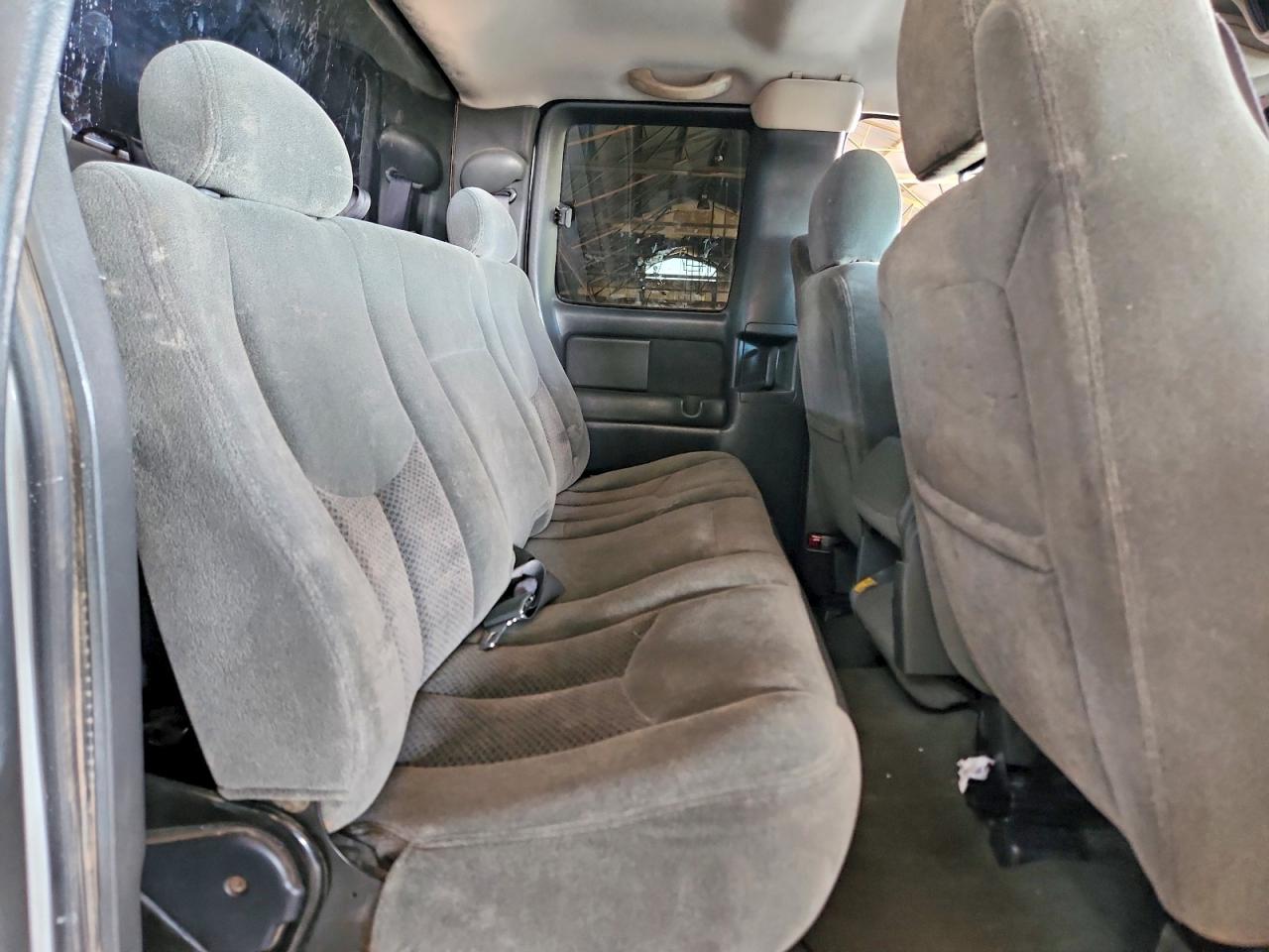 2003 CHEVROLET SILVERADO