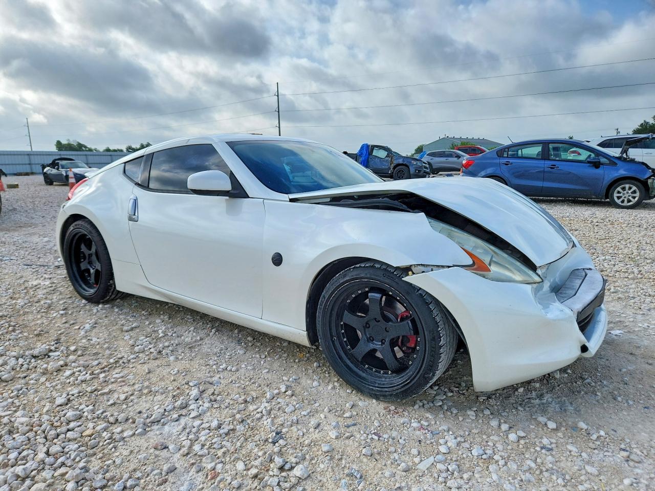 2011 NISSAN 370Z