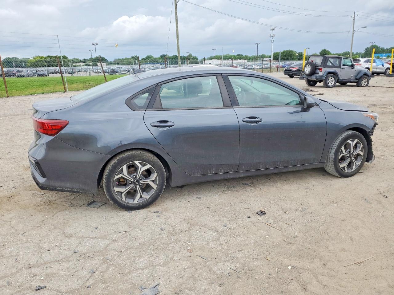 2019 KIA FORTE LXS