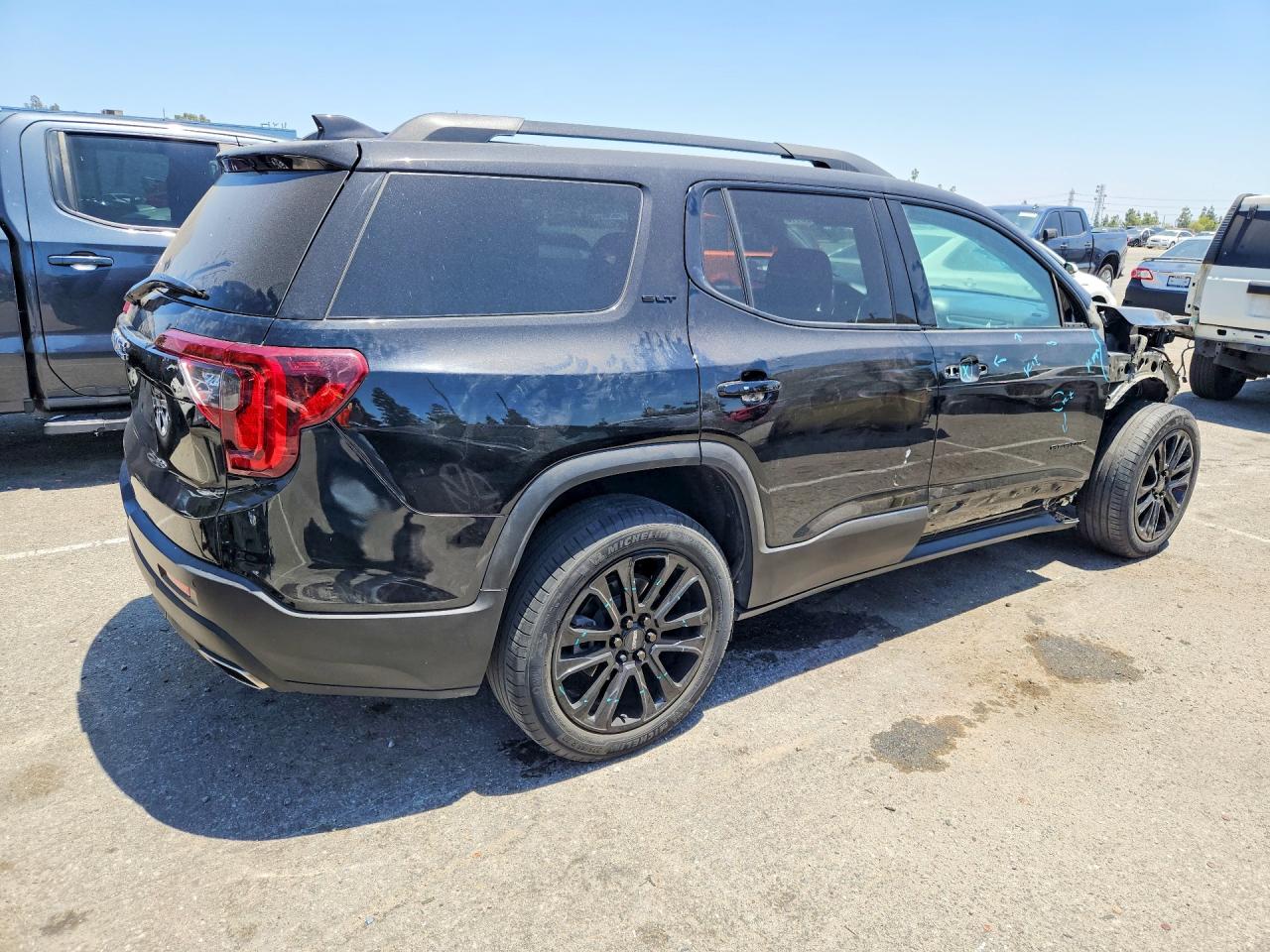 2022 GMC ACADIA
