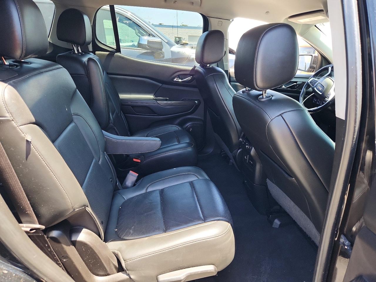 2022 GMC ACADIA