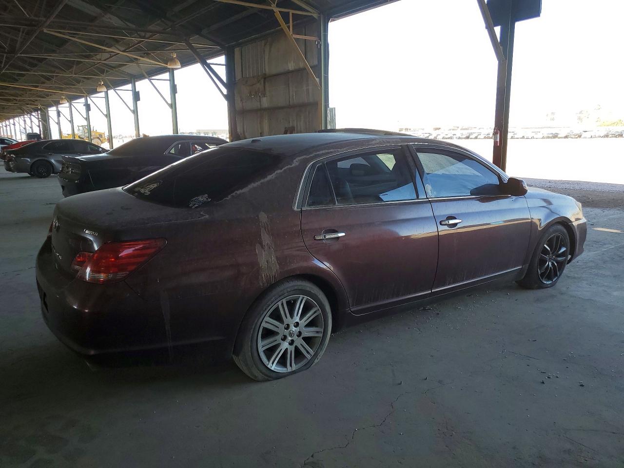 2009 TOYOTA AVALON
