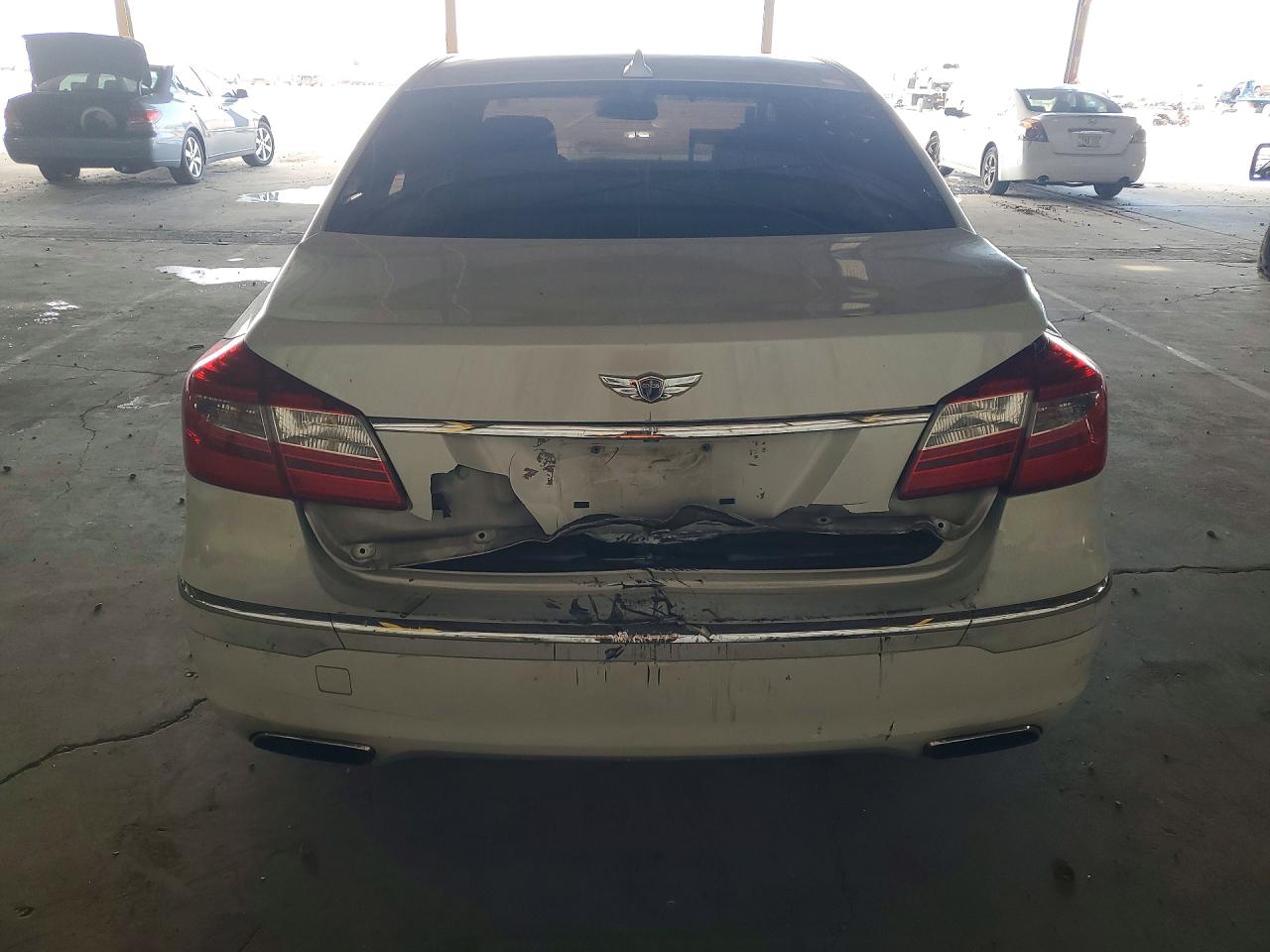 2012 HYUNDAI GENESIS