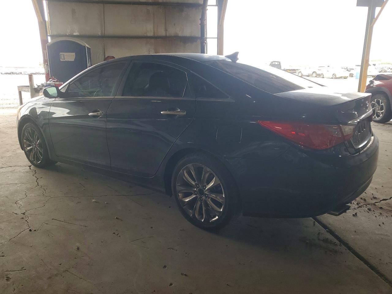 2011 HYUNDAI SONATA