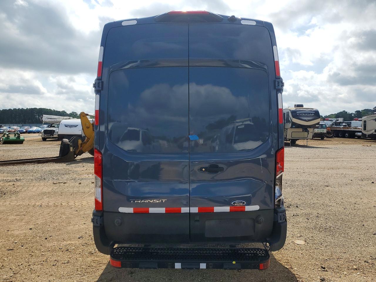 2022 FORD TRANSIT