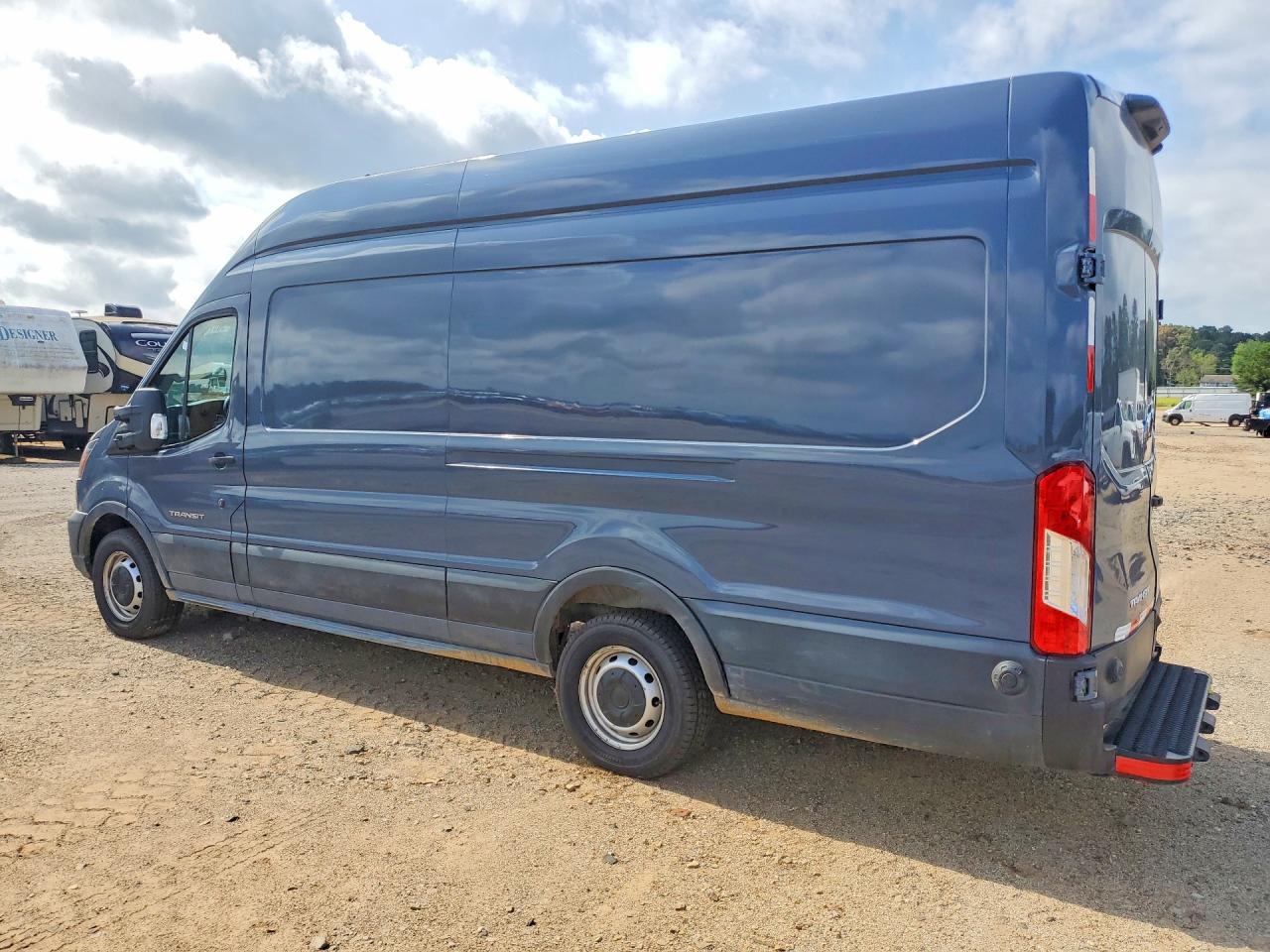 2022 FORD TRANSIT
