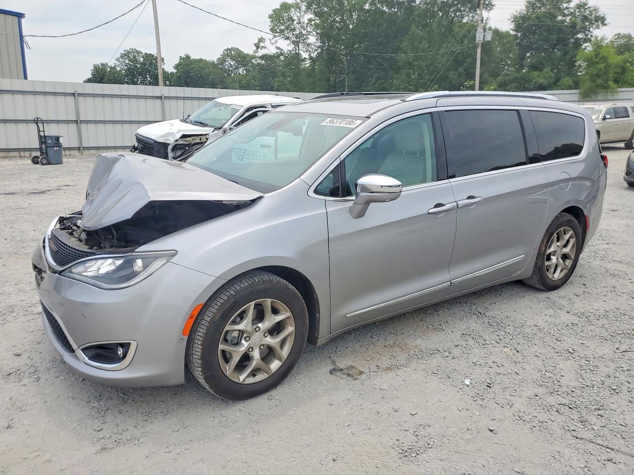 2017 CHRYSLER PACIFICA