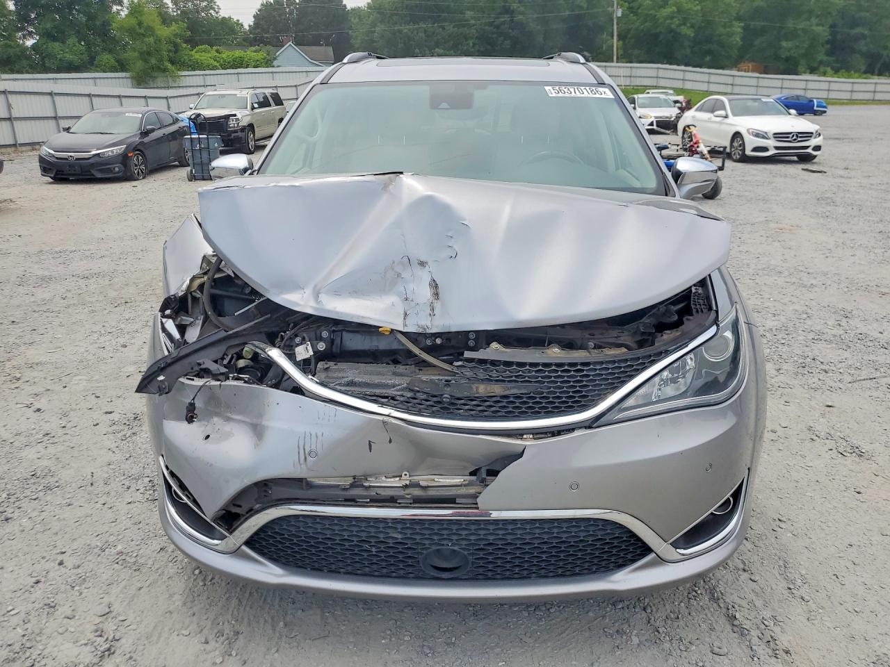 2017 CHRYSLER PACIFICA