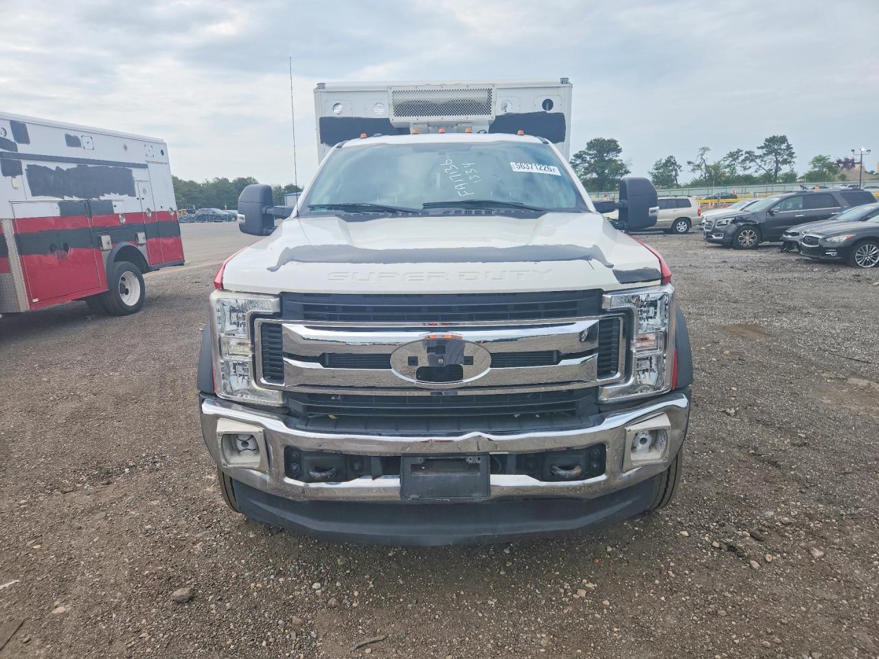 2017 FORD F550