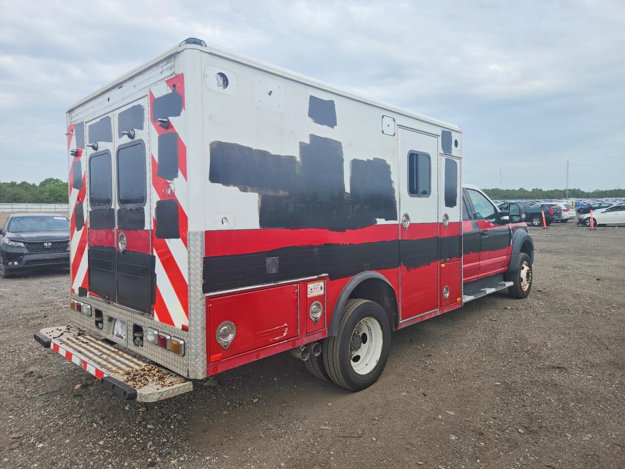 2017 FORD F550