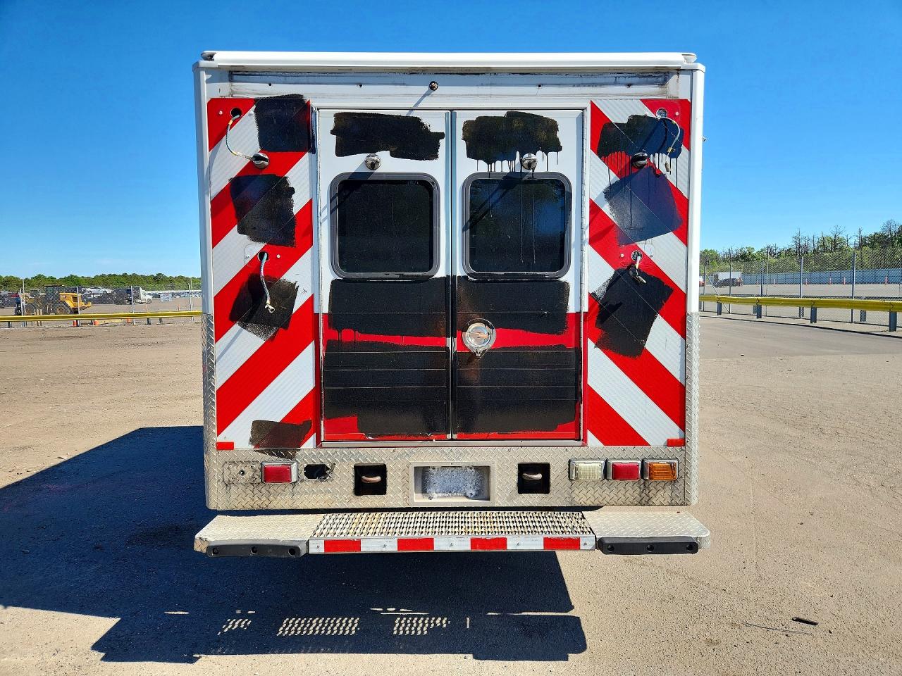 2017 FORD F550