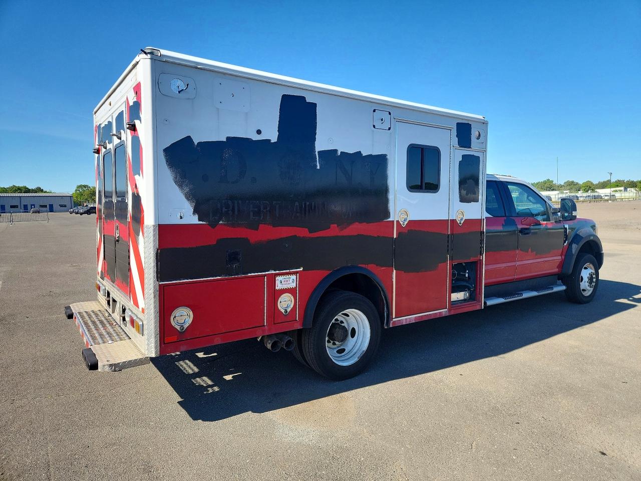2017 FORD F550