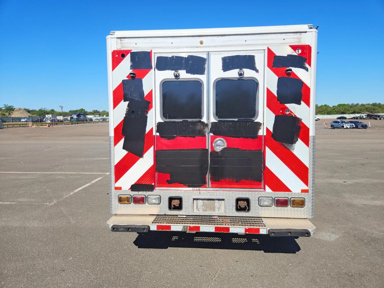 2017 FORD F550