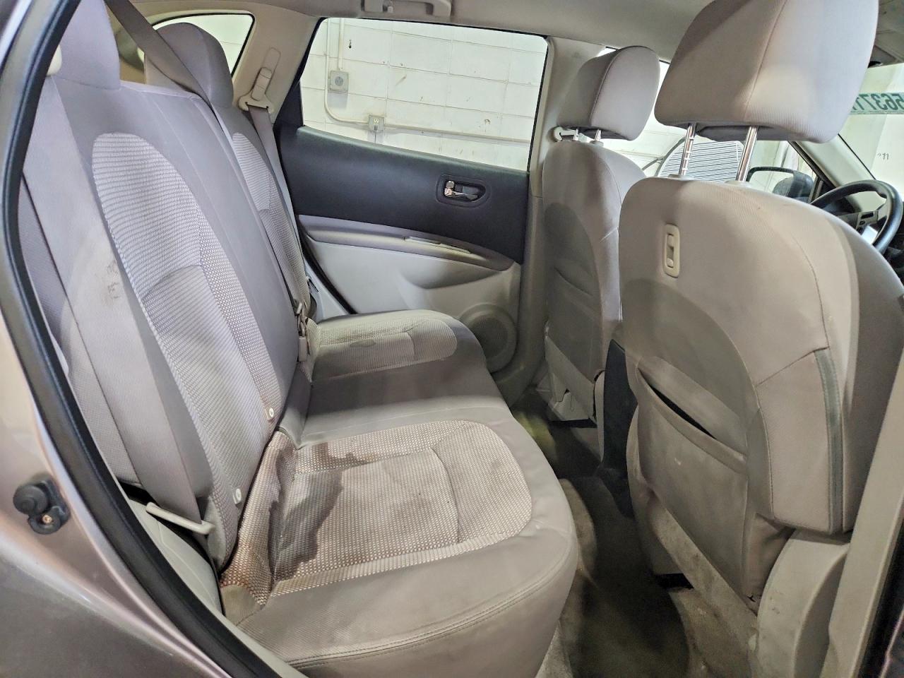 2011 NISSAN ROGUE