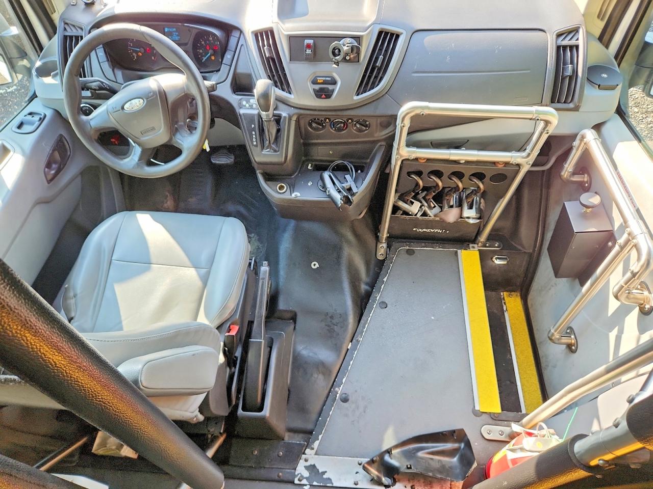 2017 FORD TRANSIT
