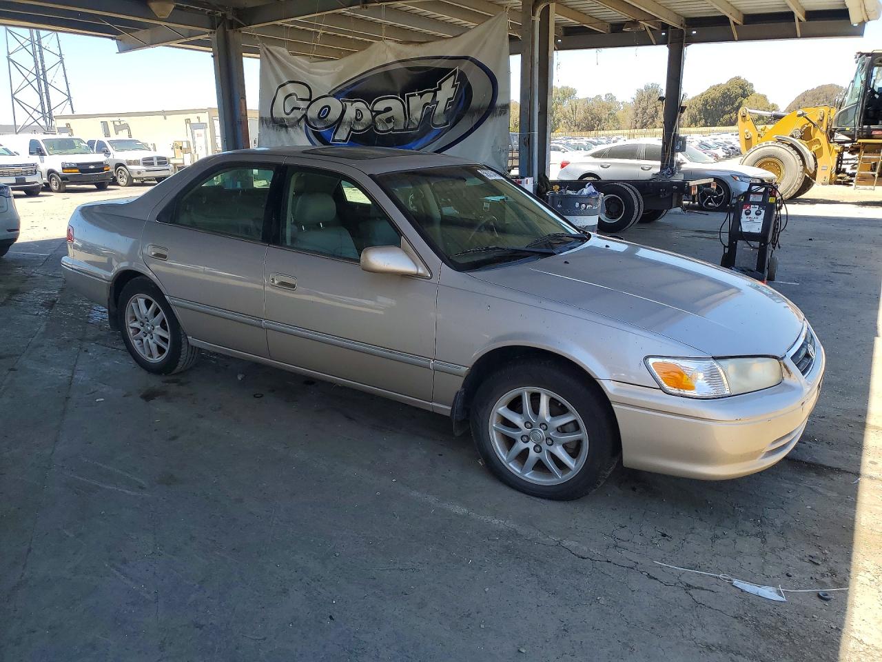 2001 TOYOTA CAMRY
