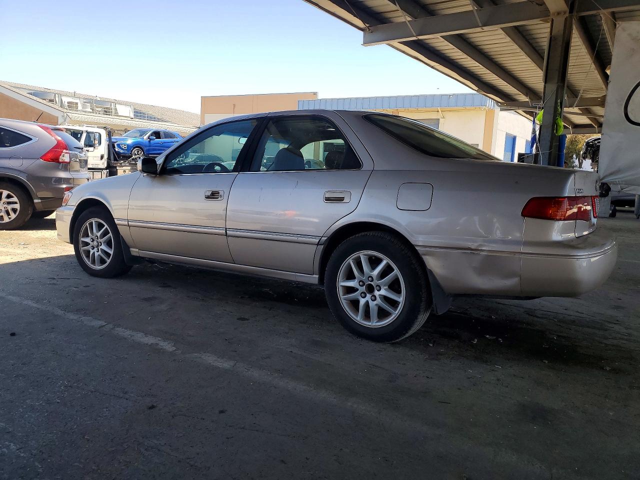 2001 TOYOTA CAMRY
