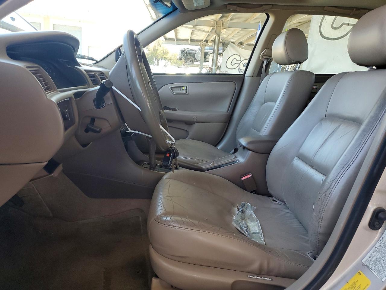2001 TOYOTA CAMRY