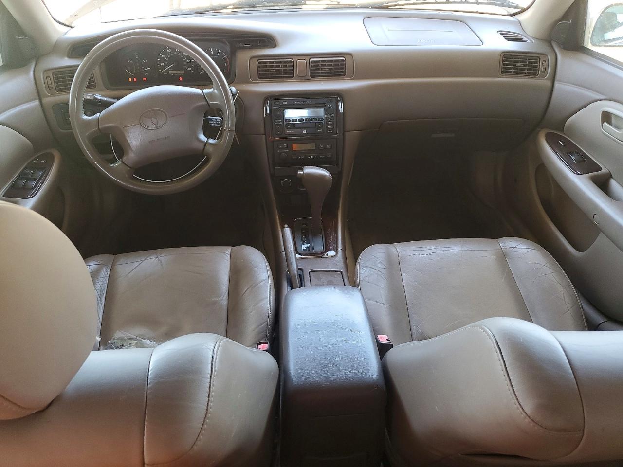 2001 TOYOTA CAMRY