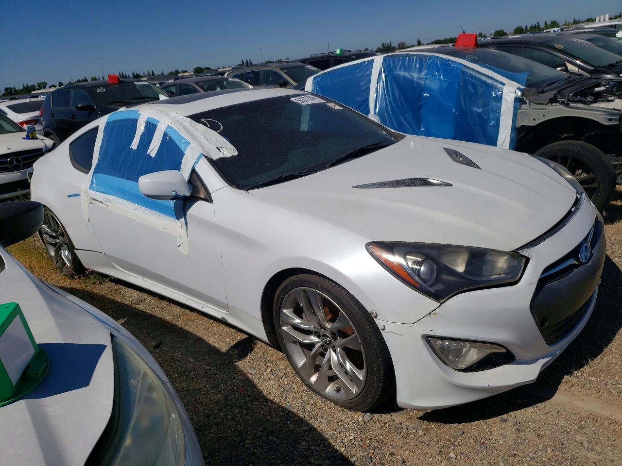 2014 HYUNDAI GENESIS
