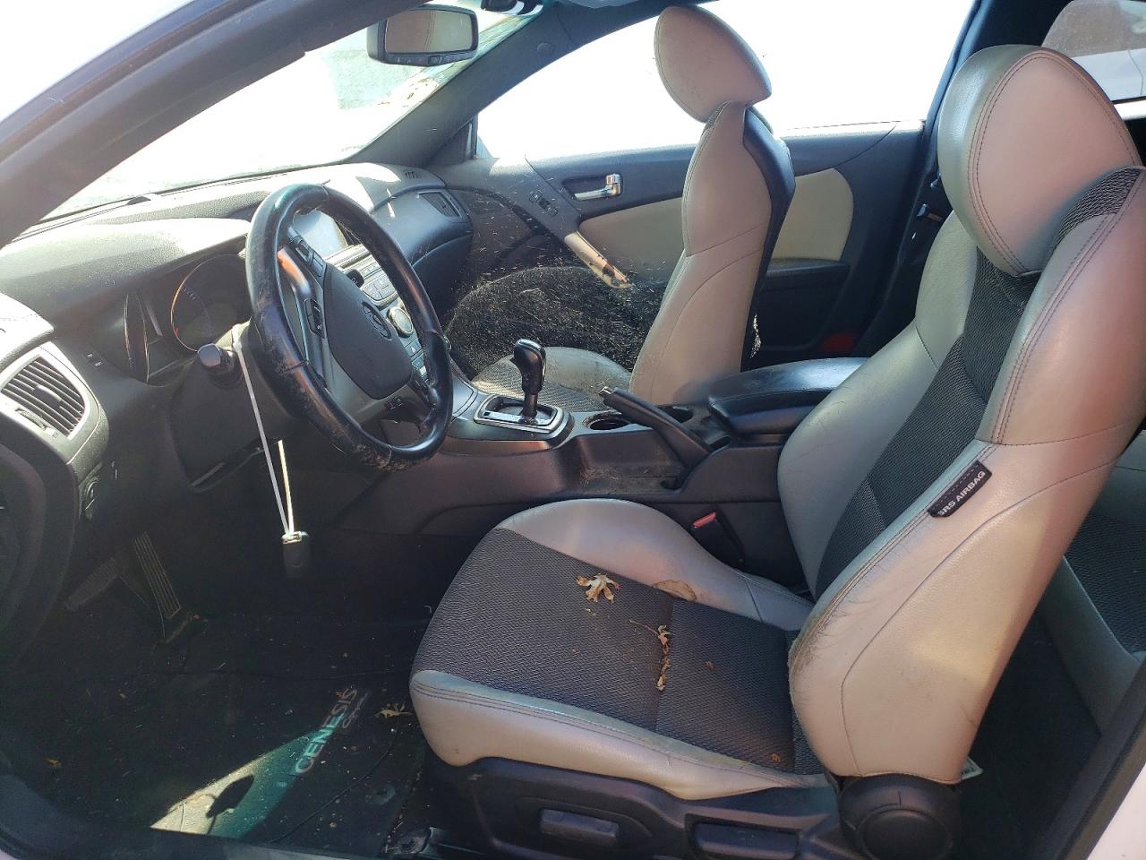2014 HYUNDAI GENESIS