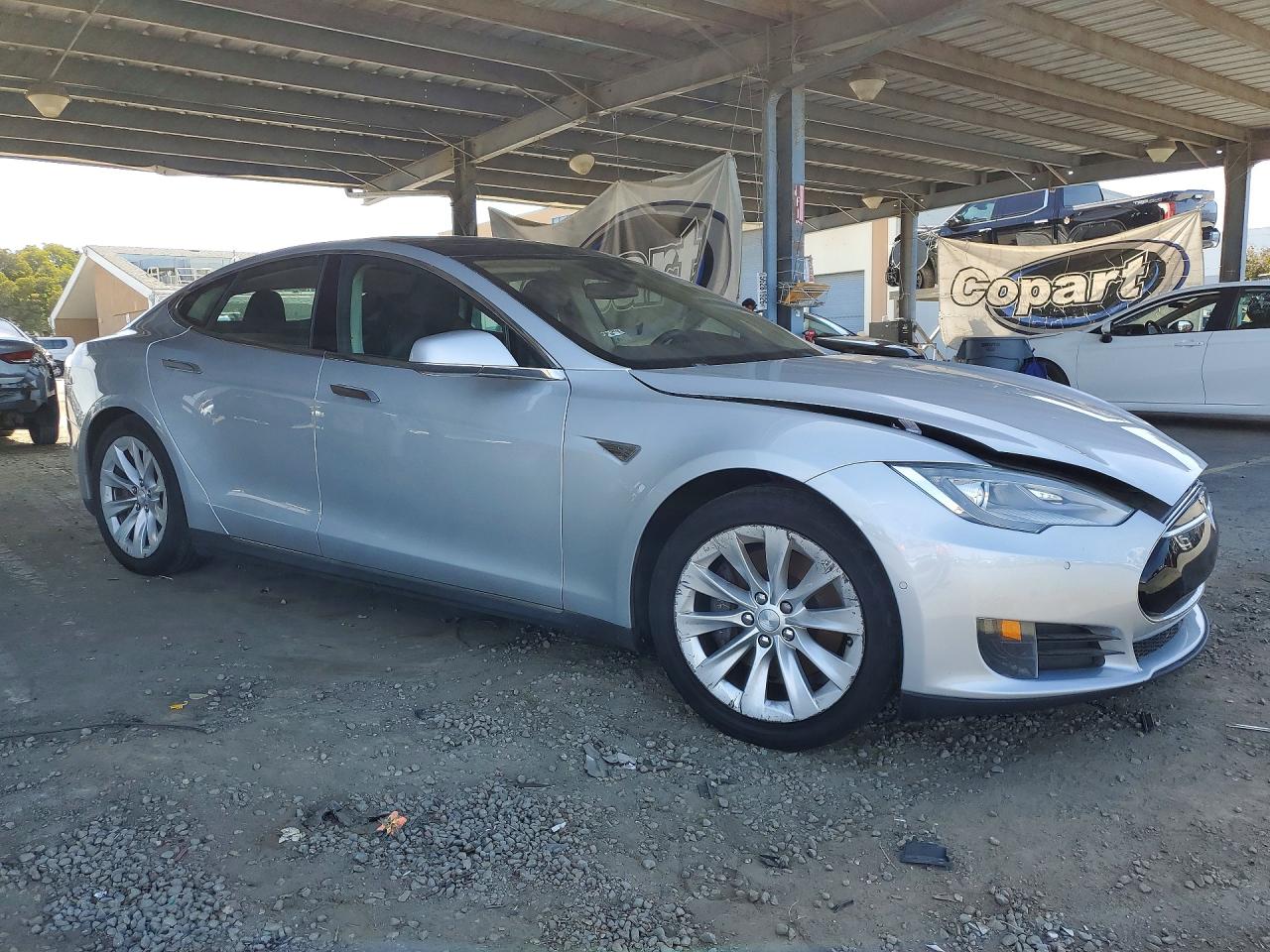 2015 TESLA MODEL S