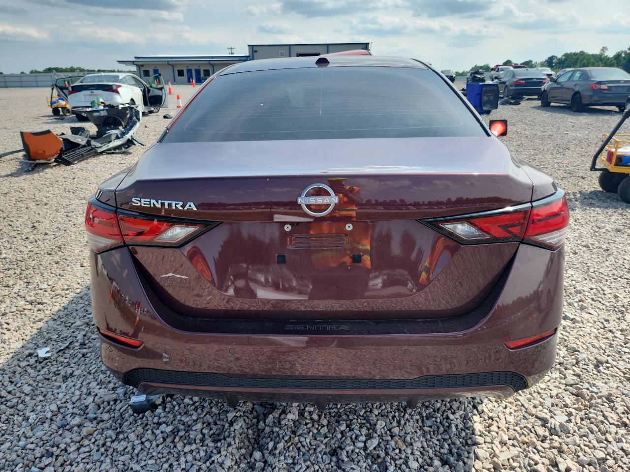 2025 NISSAN SENTRA