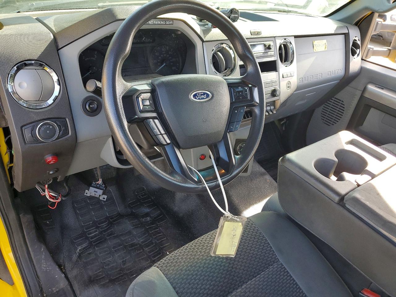 2022 FORD F650
