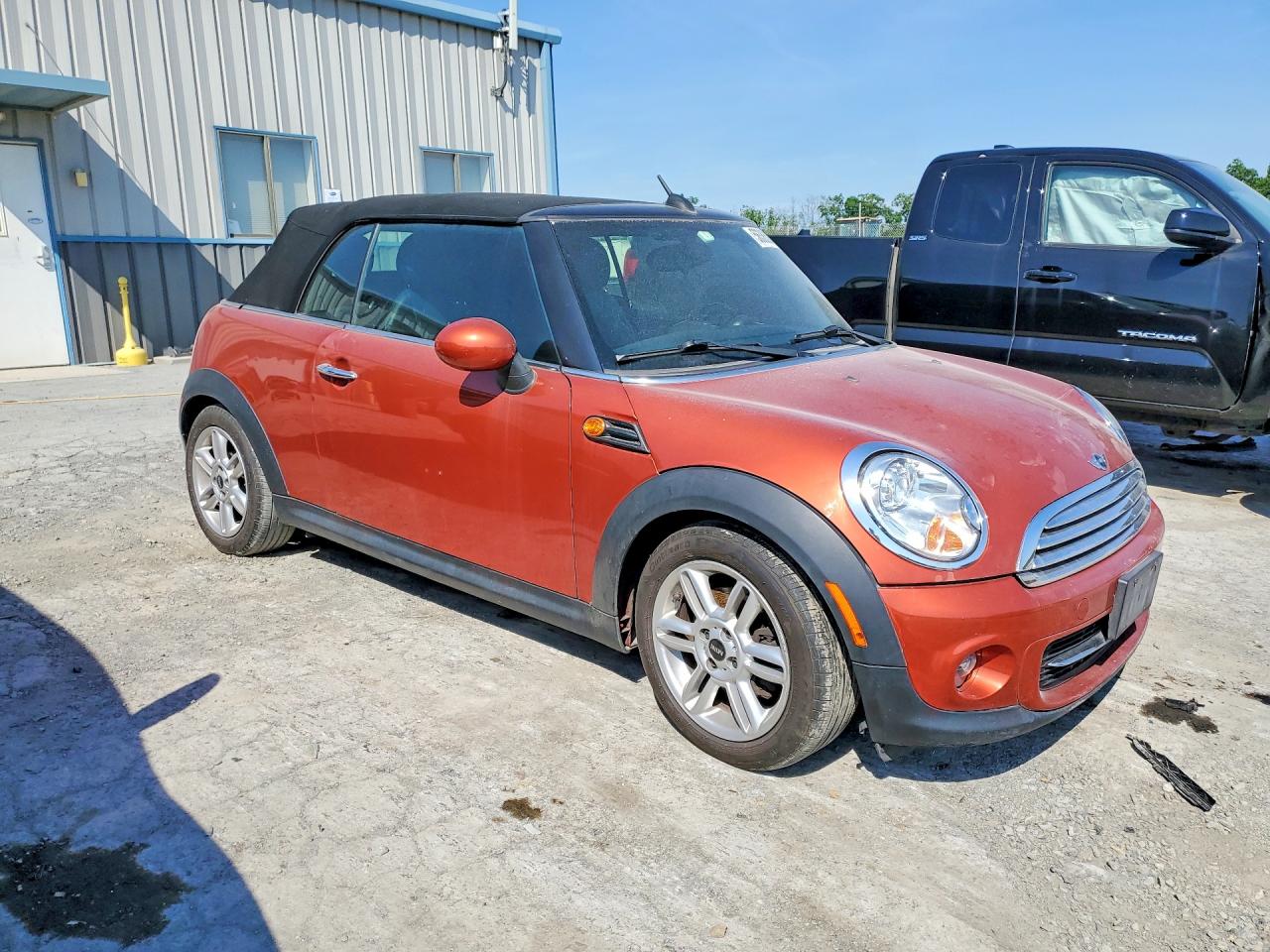 2011 MINI COOPER